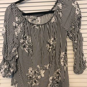 Stripes black and white 3/4 sleeve top